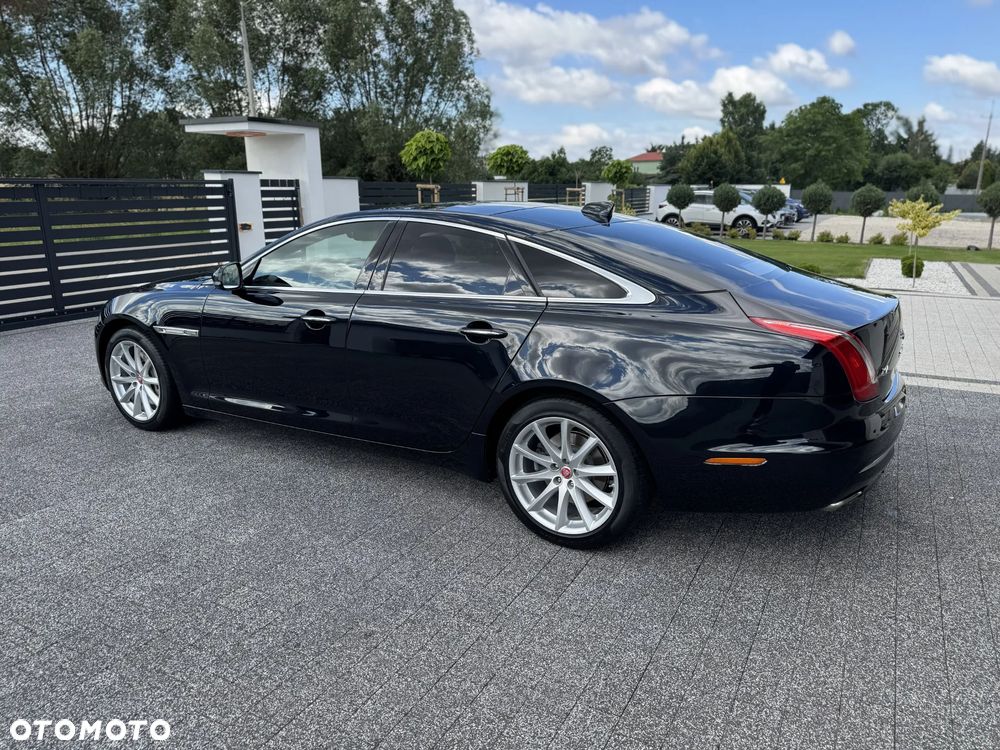 Jaguar XJ 3.0 V6 Premium Luxury - 15