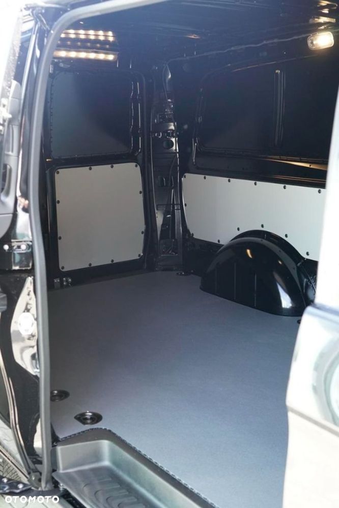 Mercedes-Benz VITO - 27