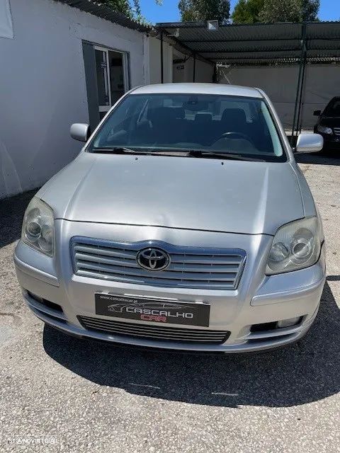 Toyota Avensis SD 2.0 D-4D - 1