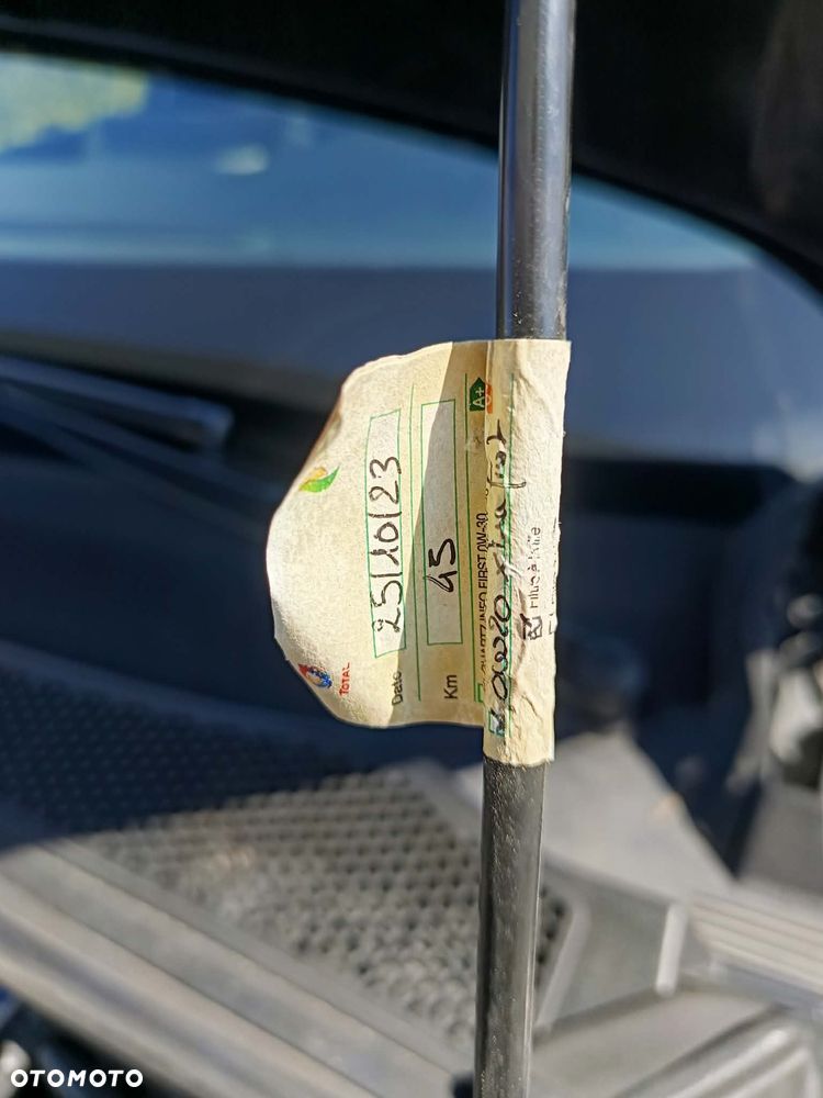 Citroën C4 BlueHDi 110 Stop&Start SHINE - 13