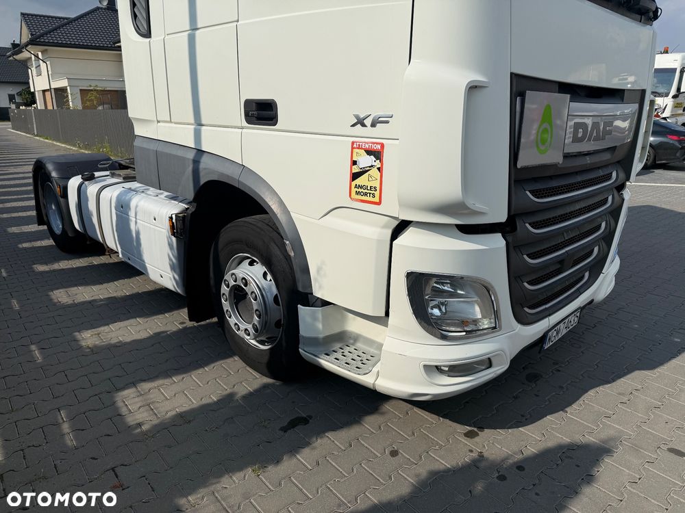 DAF 460 - 4