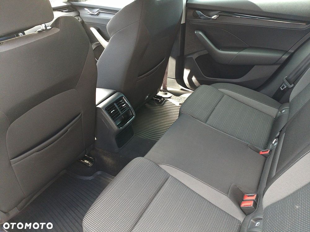 Skoda Octavia 1.5 TSI ACT Ambition - 12