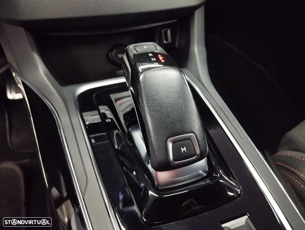 Peugeot 308 SW 1.5 BlueHDi GT Line EAT8 — fotografia 32