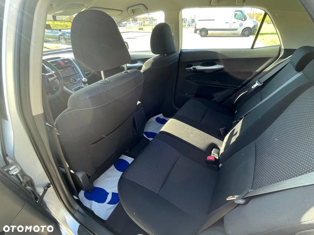 Toyota Auris 1.6 Executive - 11