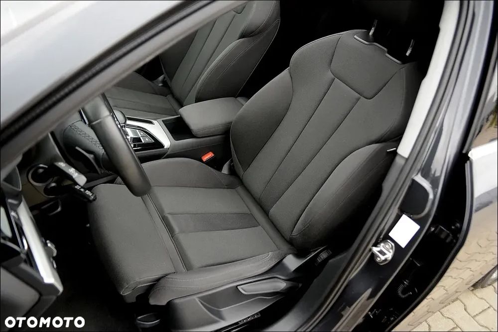 Audi A4 Avant 35 TFSI S tronic sport - 19