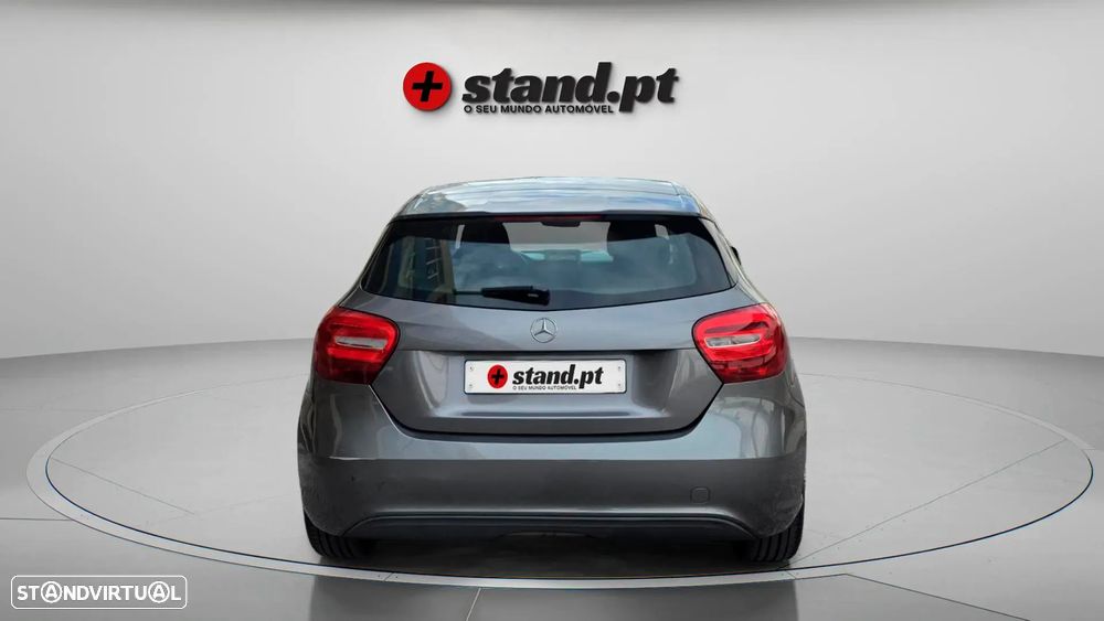 Mercedes-Benz A 180 CDI (BlueEFFICIENCY) Urban - 6