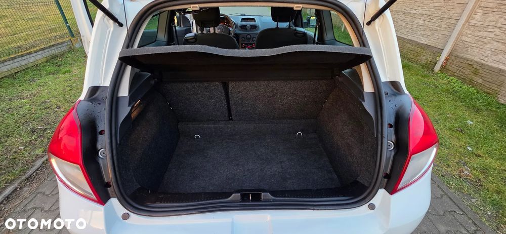 Renault Clio 1.5 dCi 70 Expression - 17