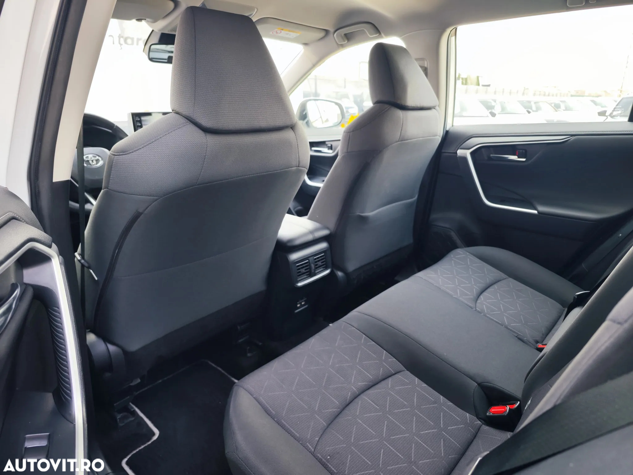 Toyota RAV4 2.5 4x4 Hybrid Comfort - 12