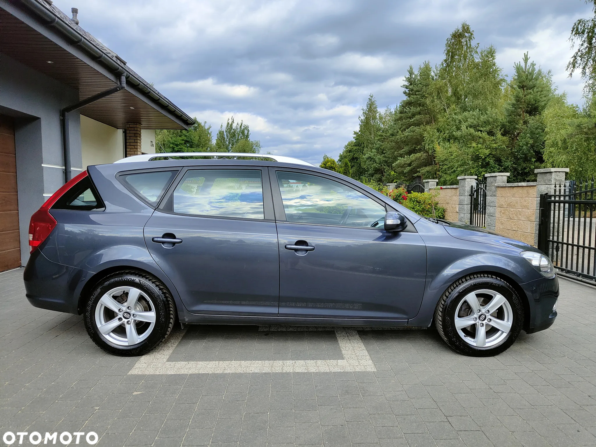 Kia Ceed 1.6 CVVT SW Spirit - 3