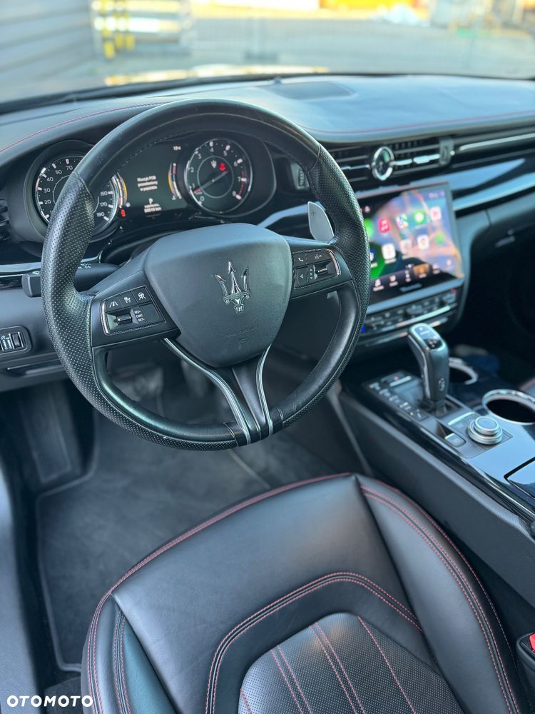 Maserati Quattroporte Modena - 18