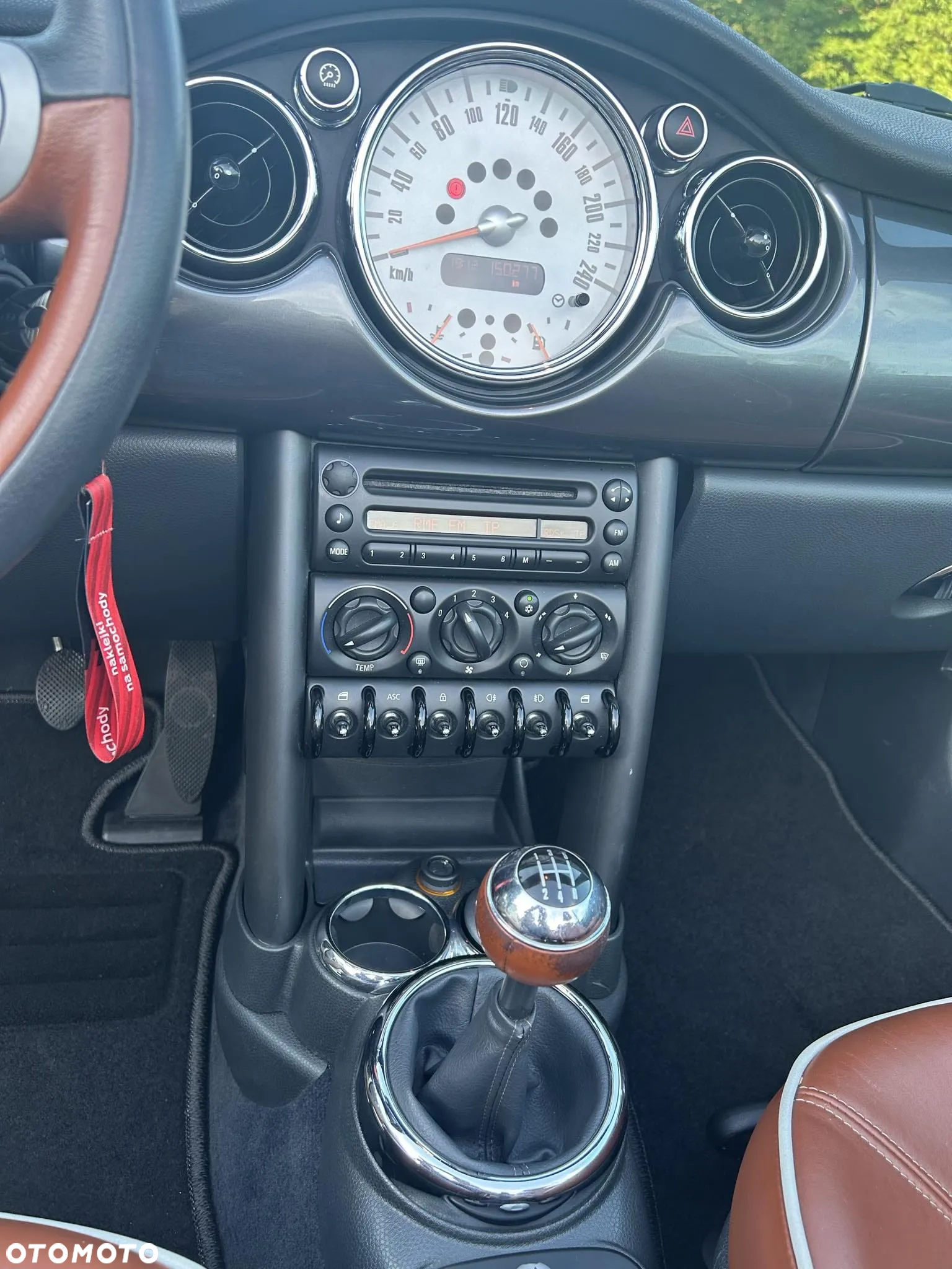 MINI Cooper Standard - 10
