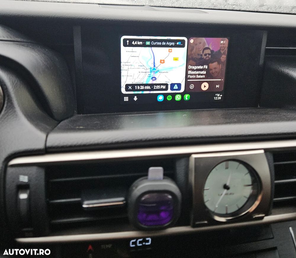 Lexus Seria IS 300h Executive Plus - 9