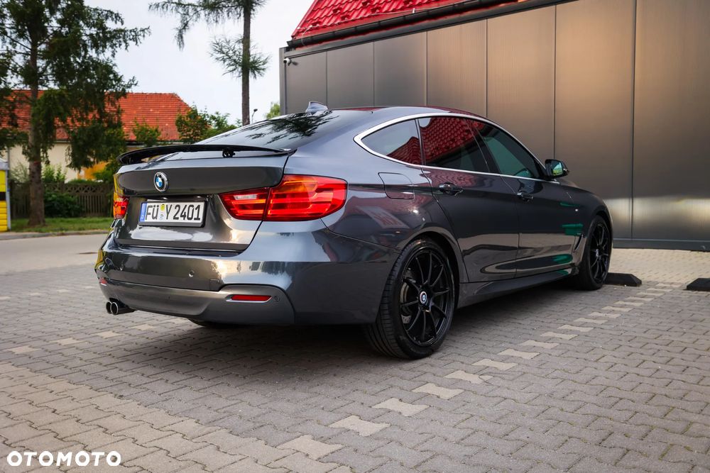 BMW 3GT 320d M Sport - 17