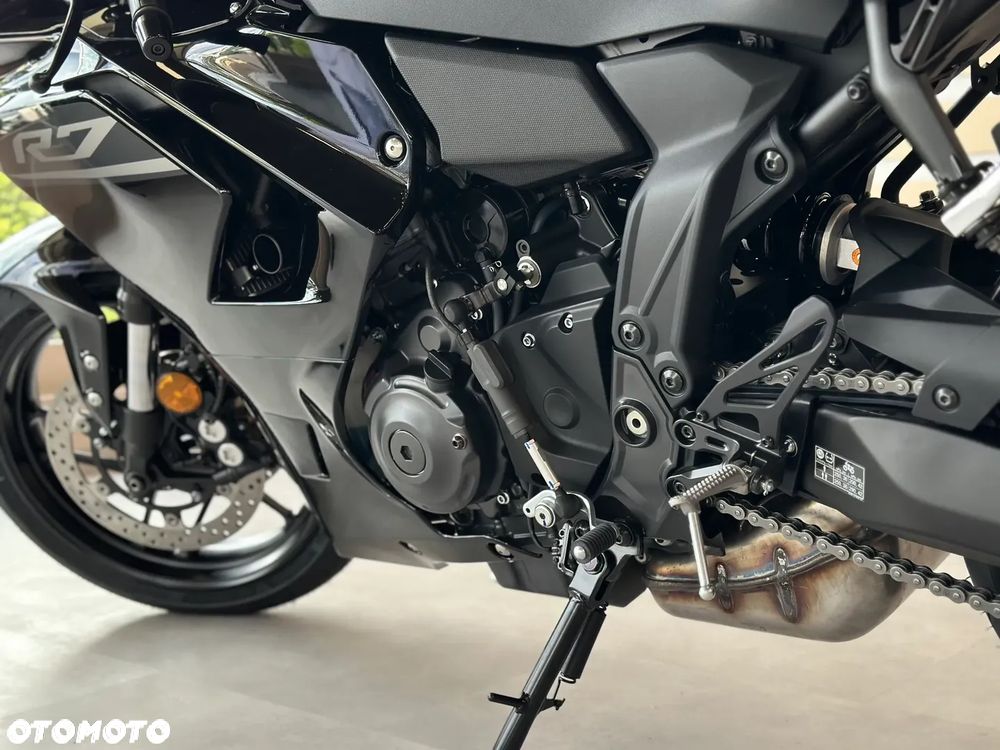 Yamaha R7 - 6