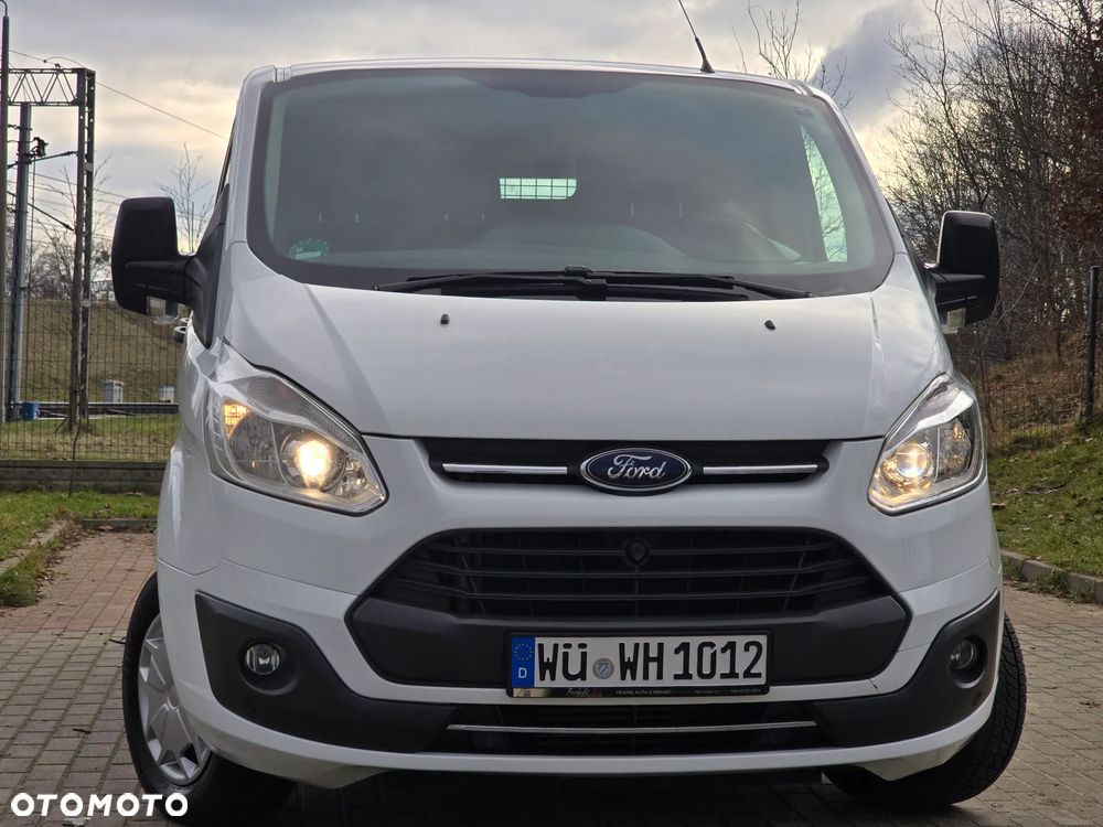 Ford TRANSIT CUSTOM - 5