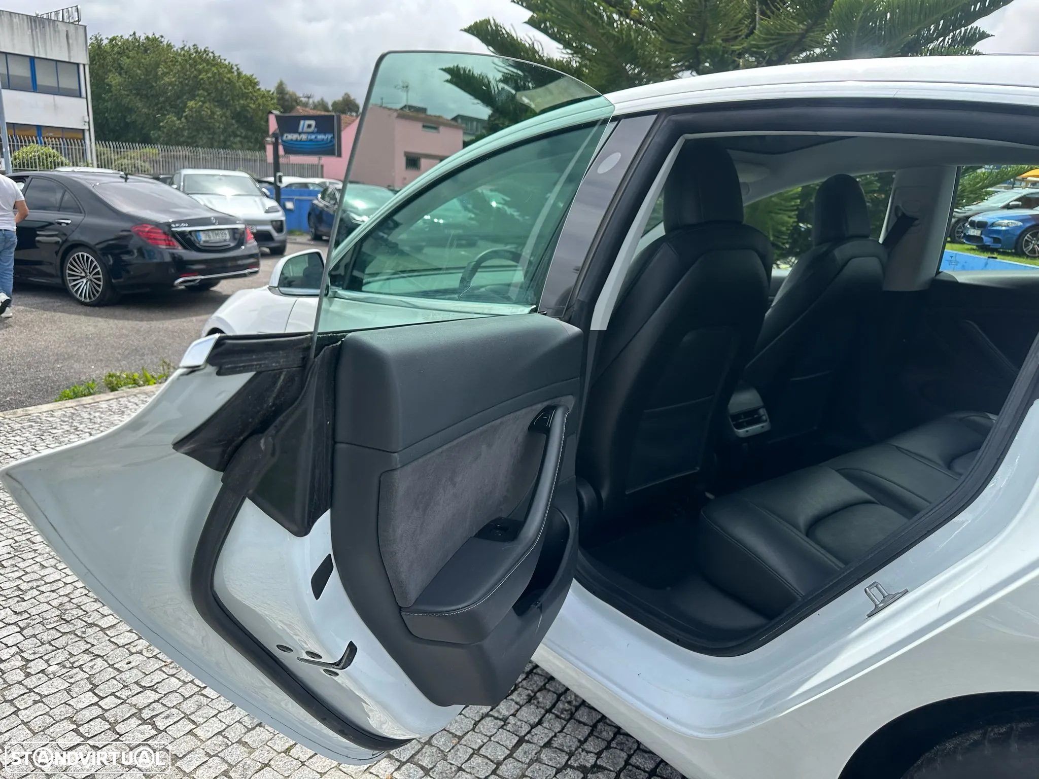 Tesla Model 3 Standard Range Plus RWD - 45