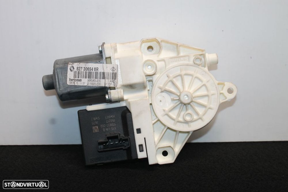 MOTOR ELEVATÓRIO DO VIDRO DIREITO RENAULT MÉGANE III - 2