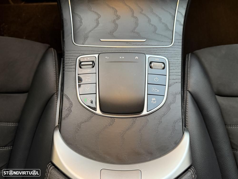 Mercedes-Benz GLC 220 d 4Matic 9G-TRONIC AMG Line Plus - 33