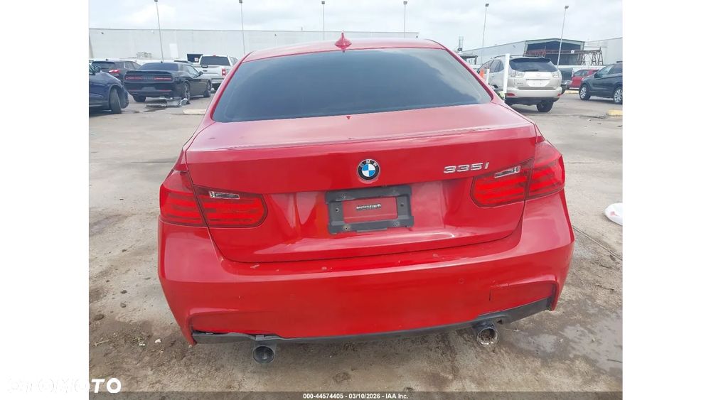 BMW Seria 3 335i Sport Line - 8