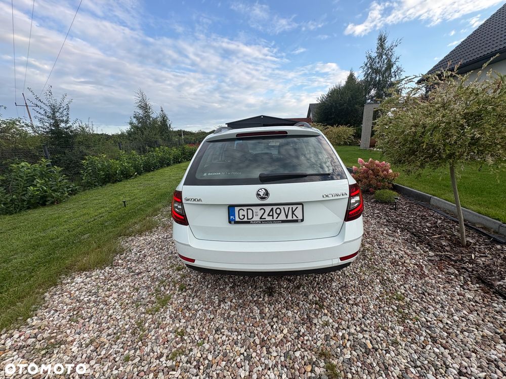 Skoda Octavia 1.6 TDI Ambition - 5
