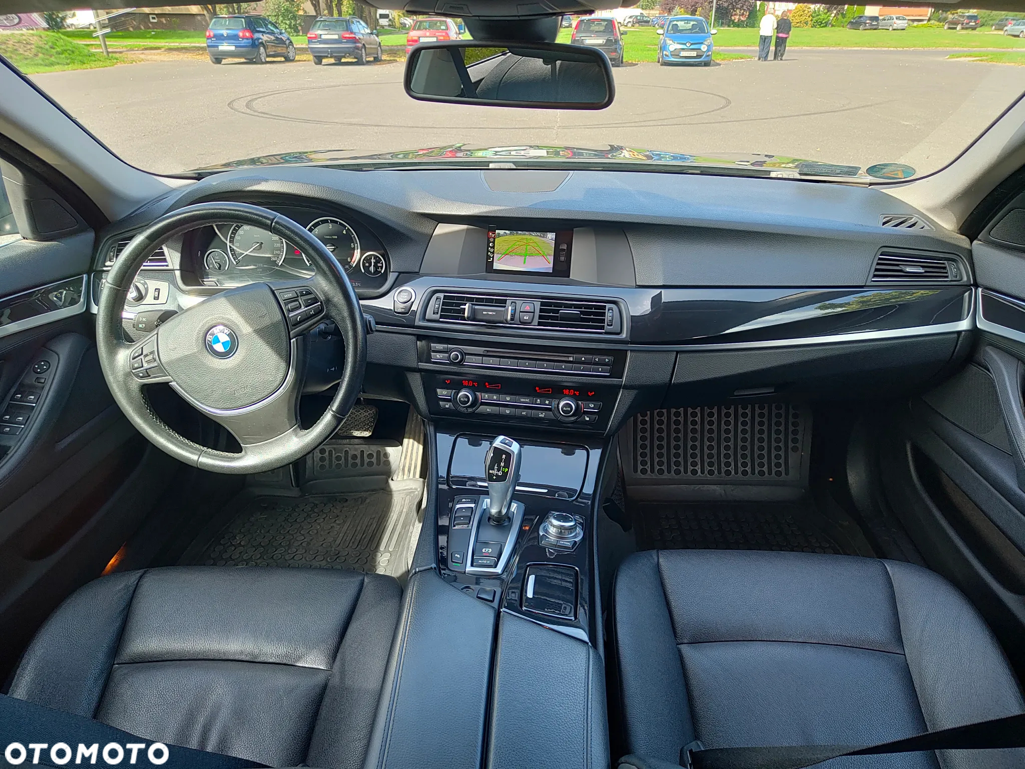 BMW Seria 5 520d Touring - 9