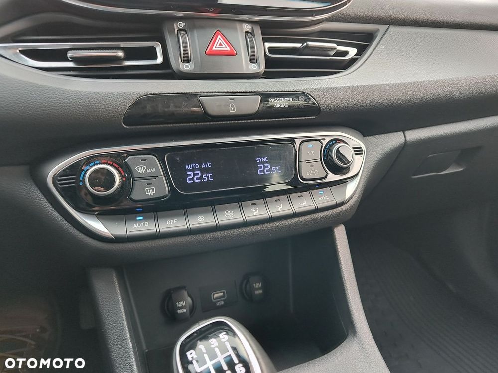 Hyundai i30 1.5 DPI Comfort - 15