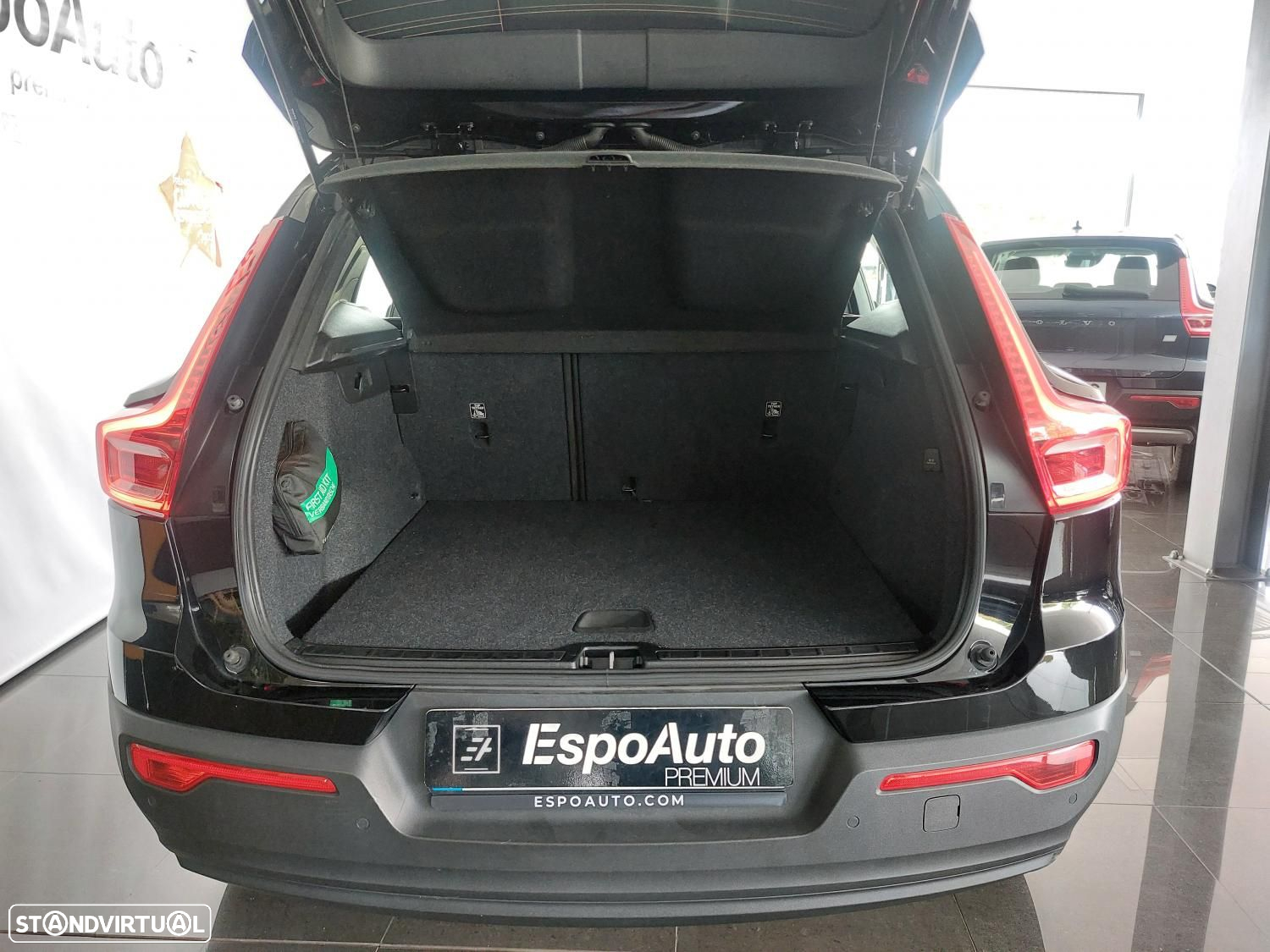 Volvo XC 40 1.5 T2 Momentum - 51