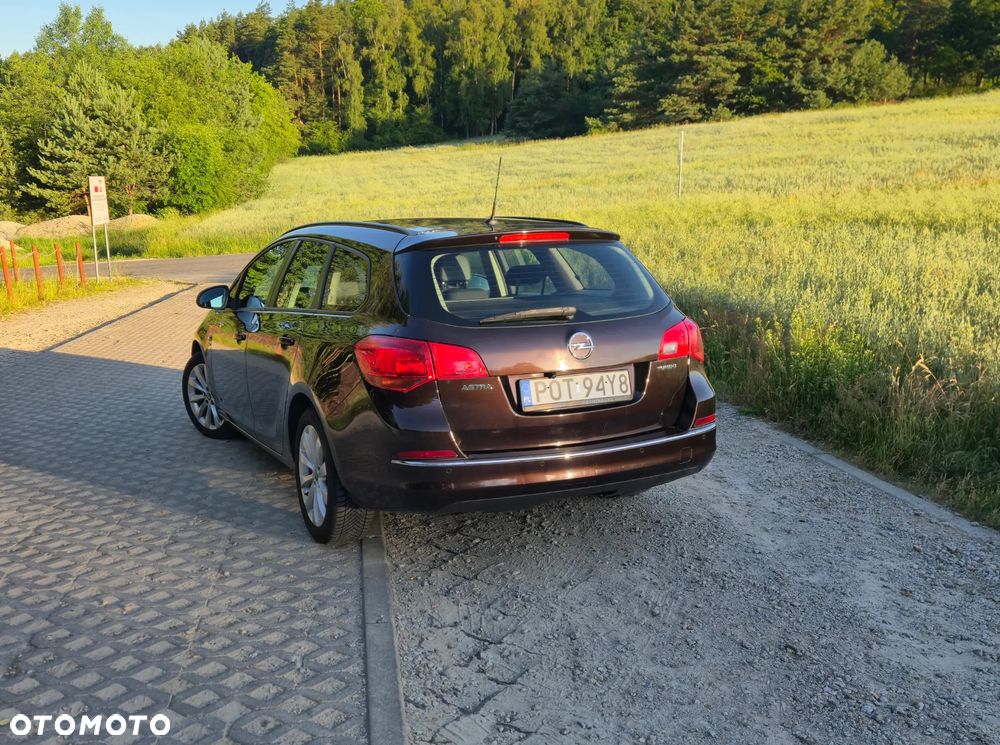Opel Astra 1.4 T Enjoy - 6