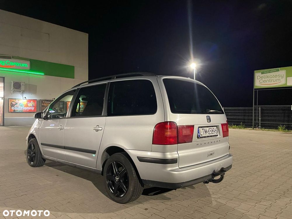 Seat Alhambra 2.0 TDI Reference - 21