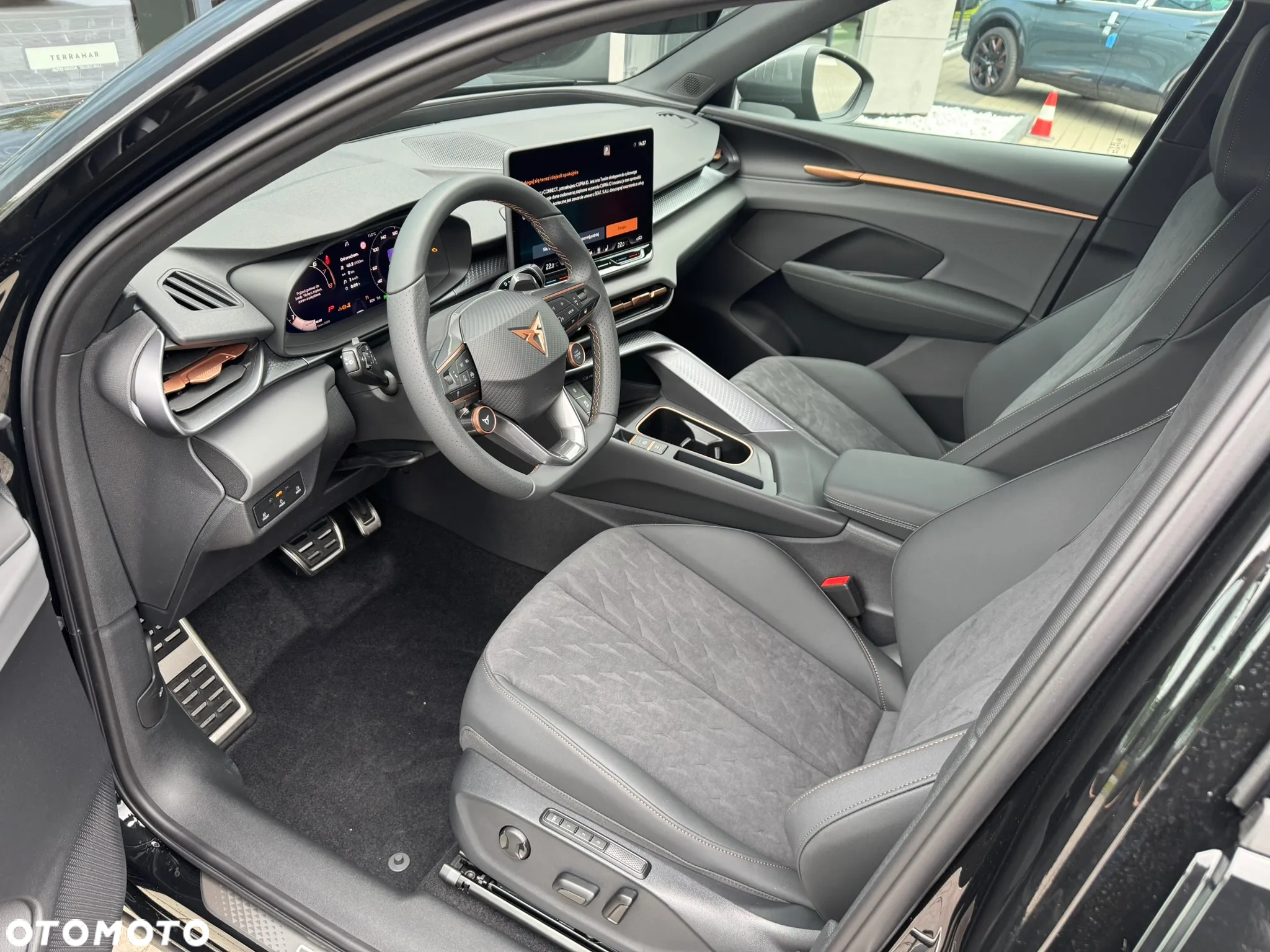Cupra Terramar 1.5 eTSI mHEV DSG - 13