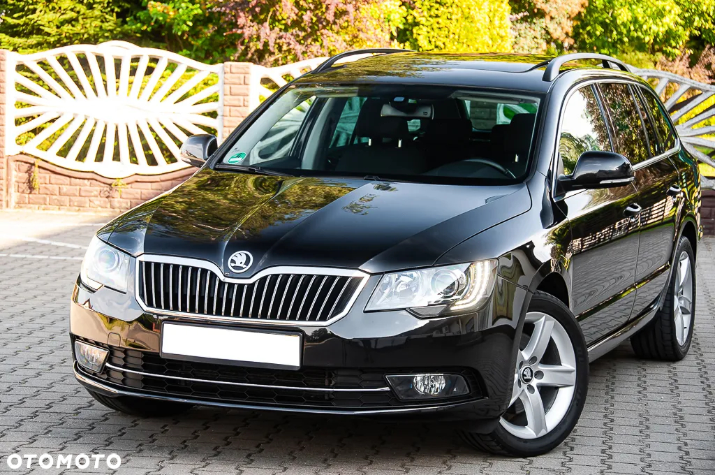 Skoda Superb 2.0 TDI Exclusive - 6