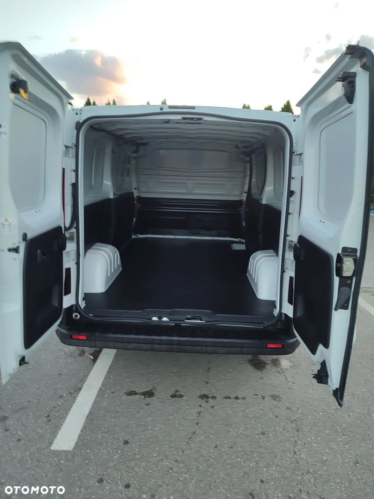 Renault TRAFIC - 7