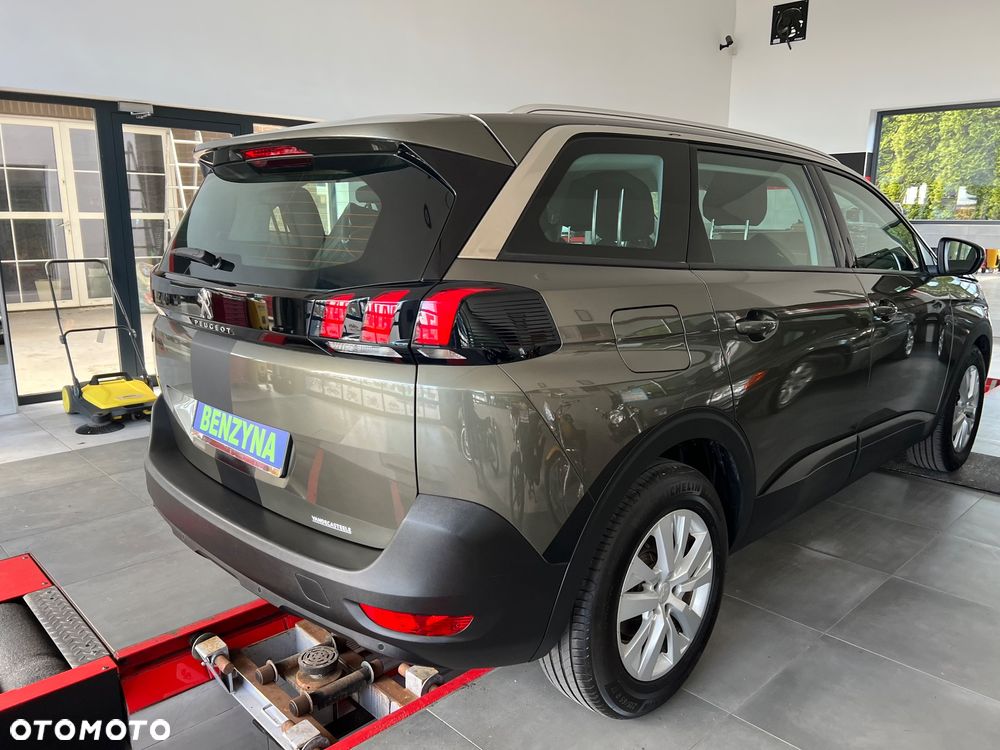 Peugeot 5008 PureTech 130 Stop & Start Allure Business-Paket - 8