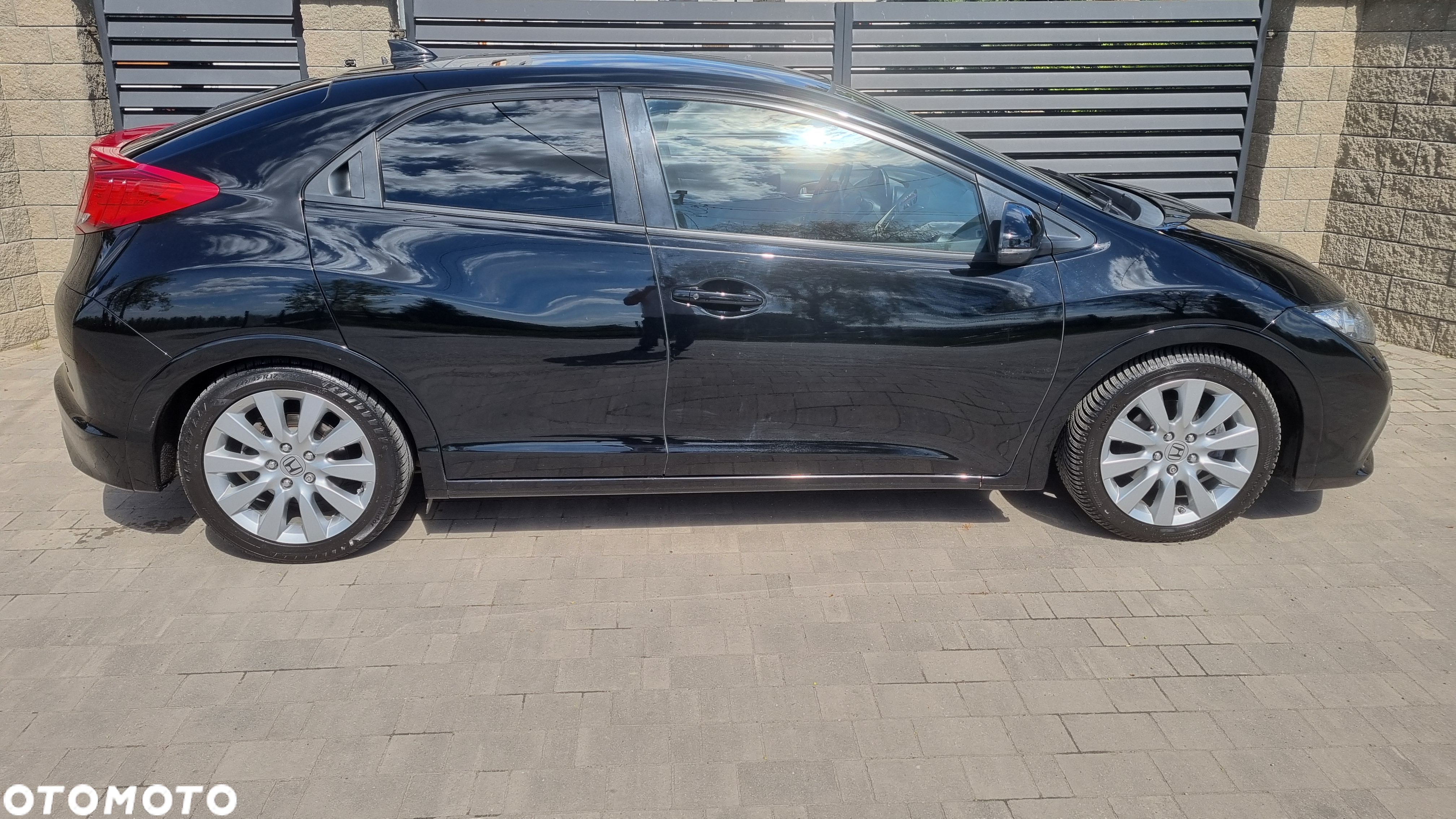 Honda Civic 1.8 Executive Navi ACC/CMBS - 2