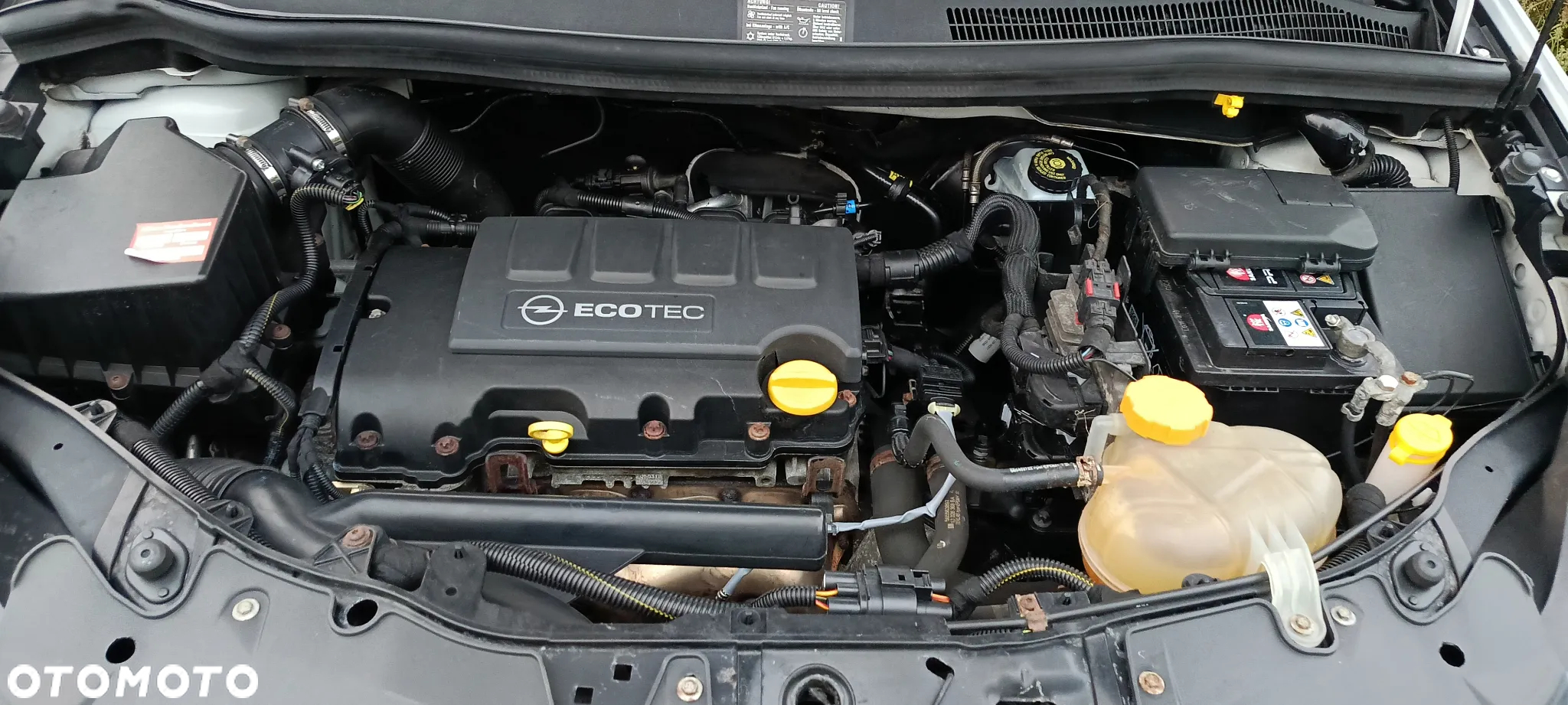 Opel Corsa 1.4 16V Sport - 13
