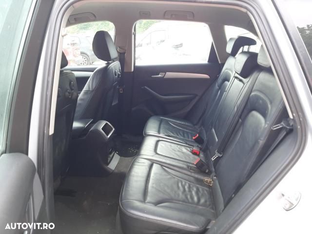 Dezmembrez Audi Q5 8R [2008 - 2012] Crossover 2.0 TDI S tronic quattr - 6