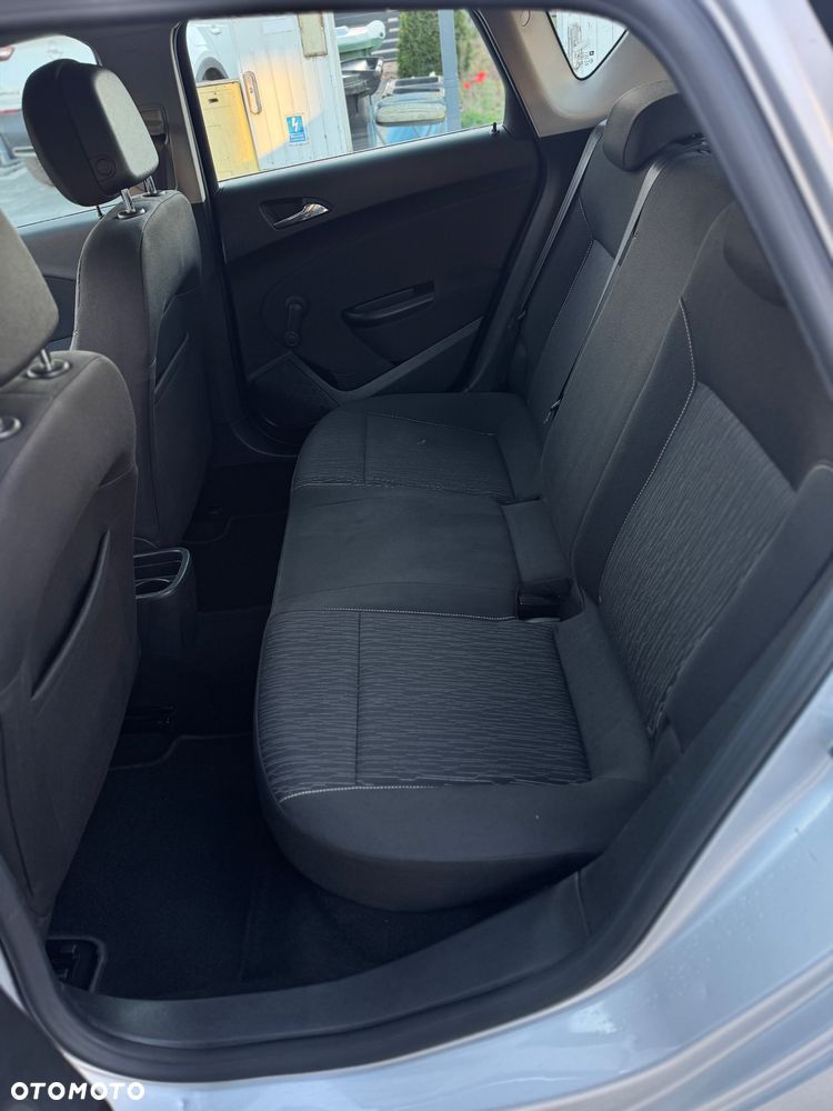 Opel Astra - 25