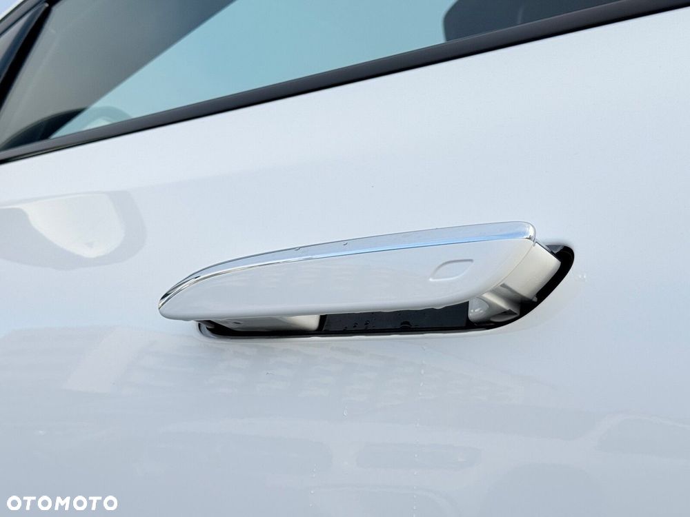 Mercedes-Benz Klasa E - 12