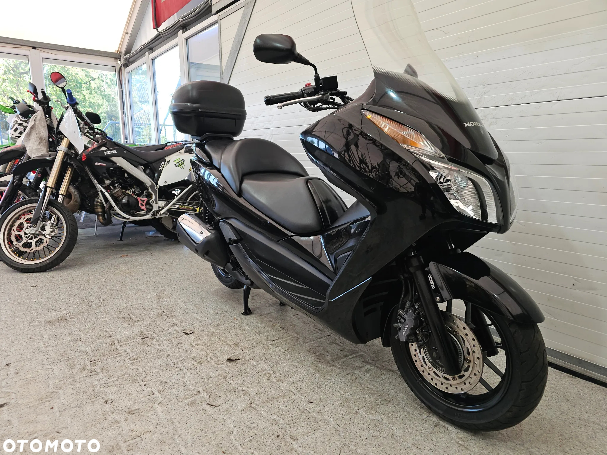 Honda NSS - 8