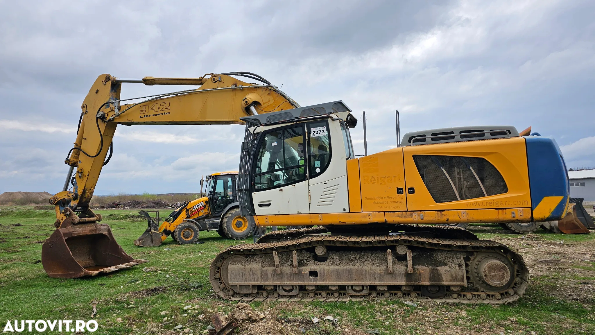 Liebherr R 946 Excavator pe șenile - 9