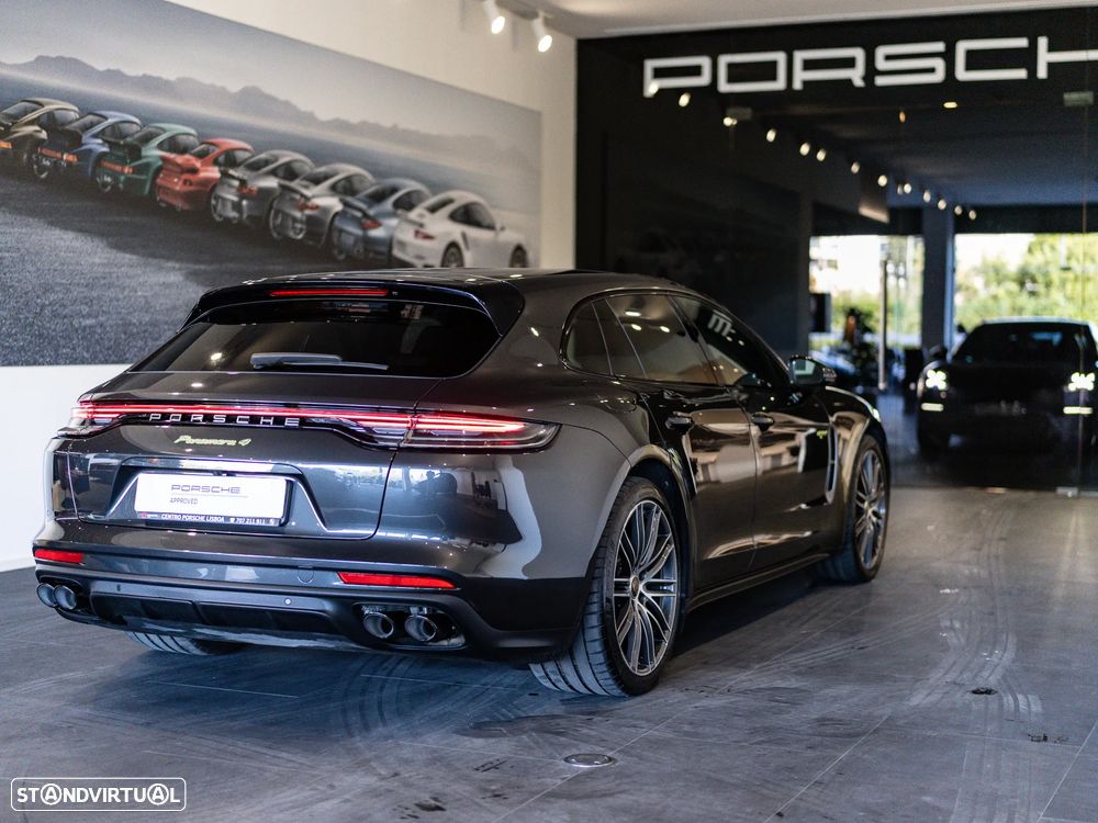 Porsche Panamera Sport Turismo 4 E-Hybrid Platinum Edition - 10