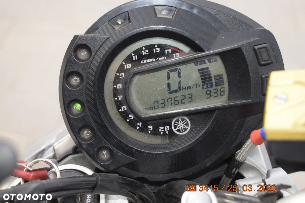 Yamaha FZ6 - 11