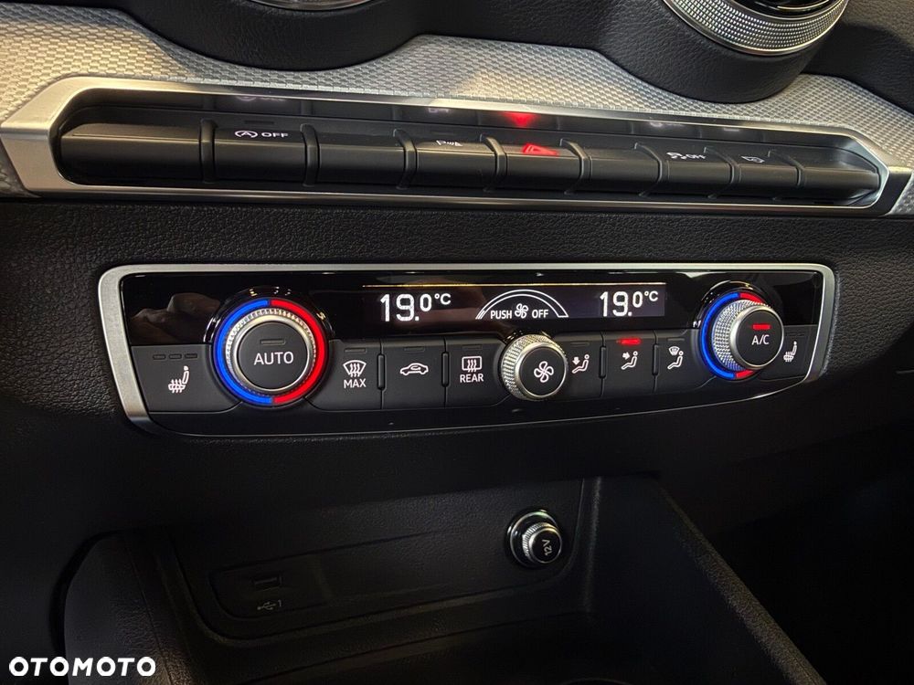 Audi Q2 - 25
