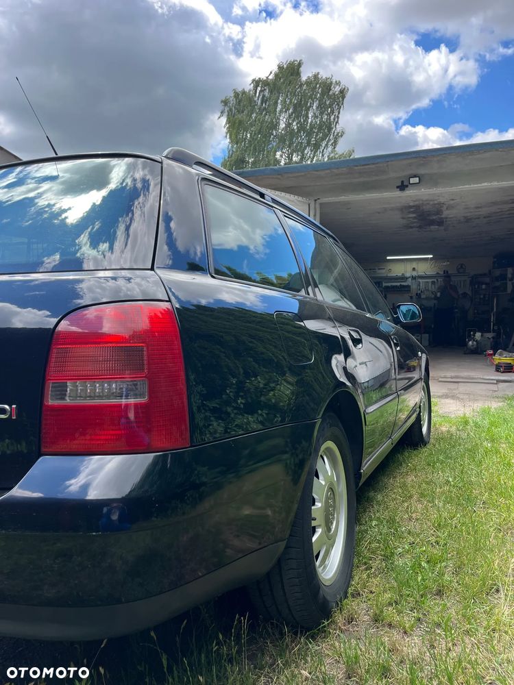 Audi A4 Avant - 6