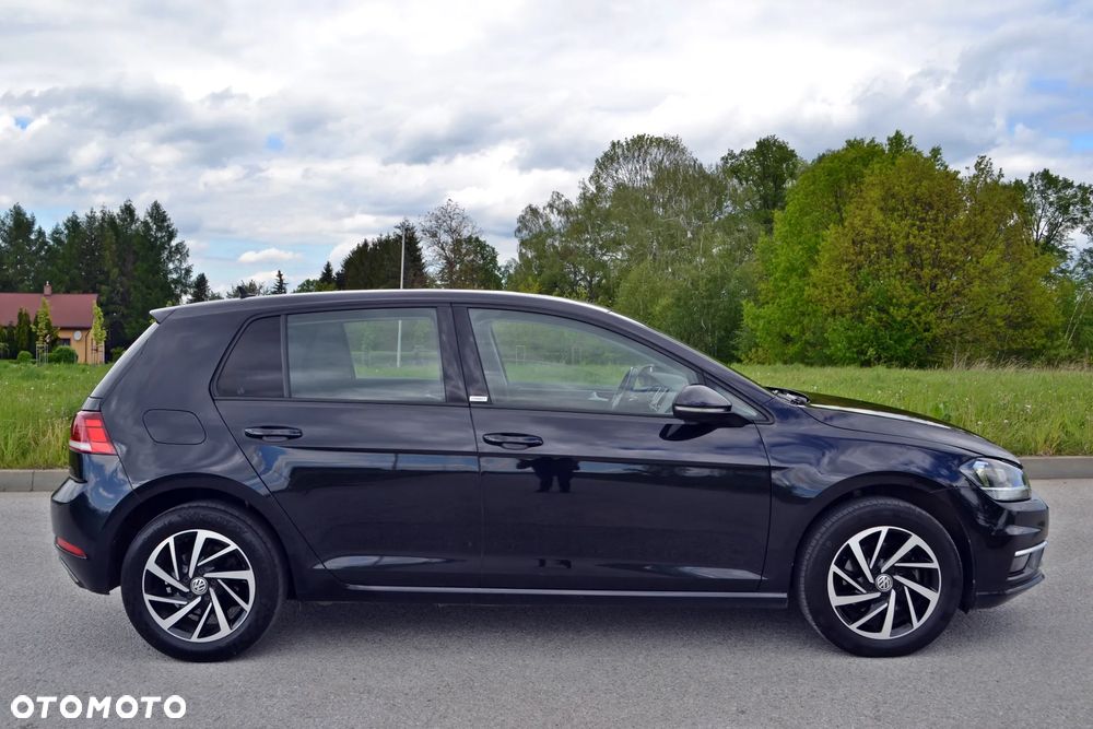 Volkswagen Golf - 7