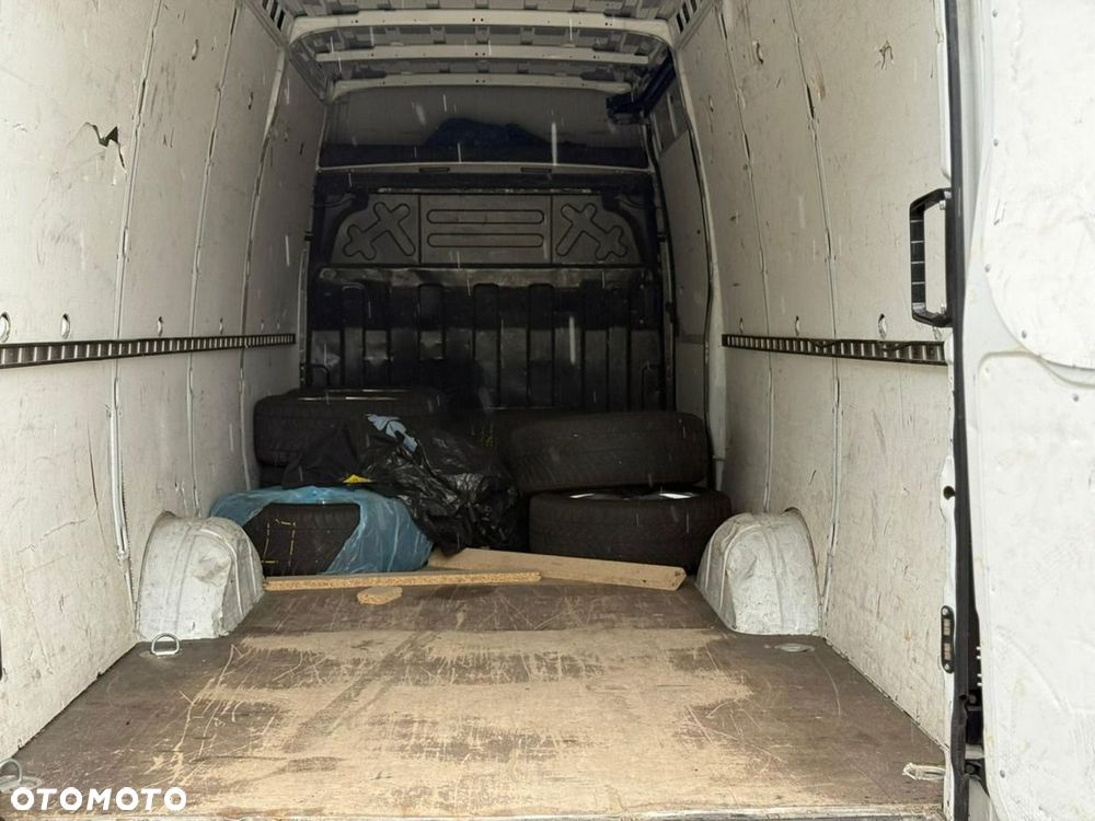Iveco Daily 35S18 - 11
