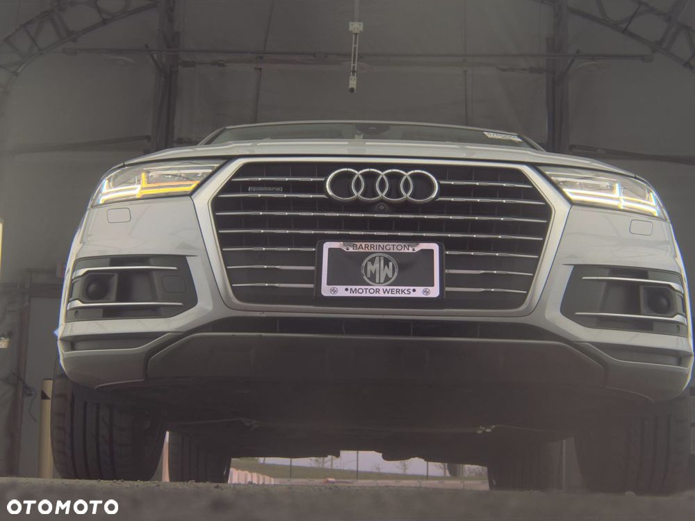 Audi Q7 - 7