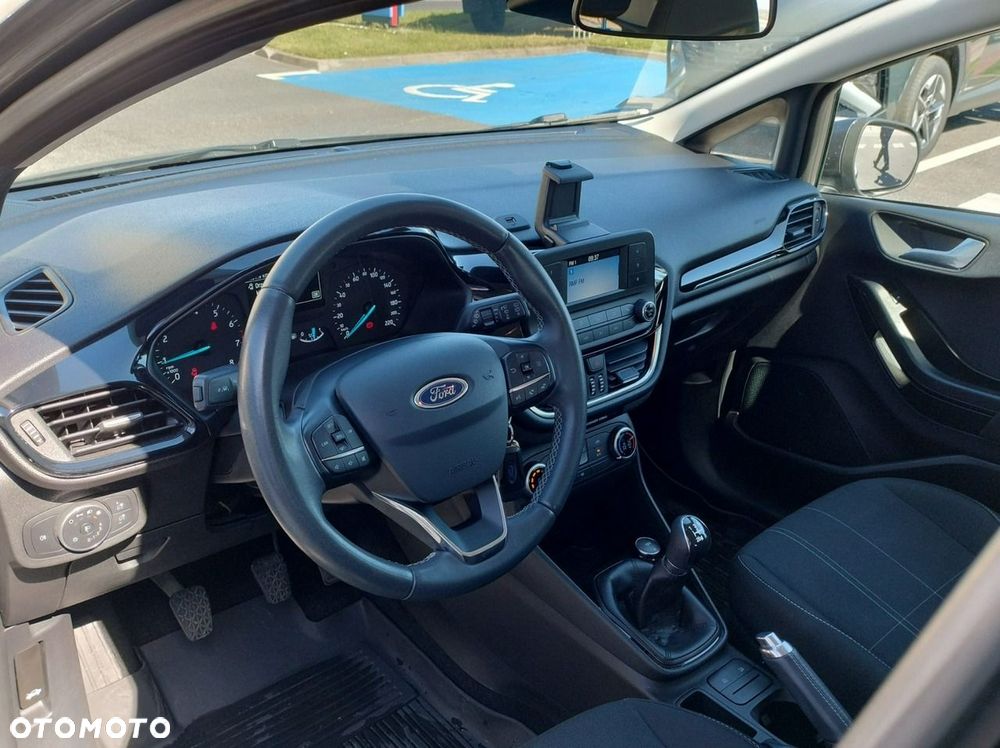 Ford Fiesta - 8