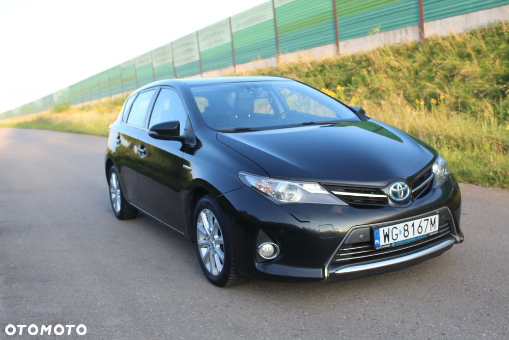 Toyota Auris 1.8 HSD Luna - 3