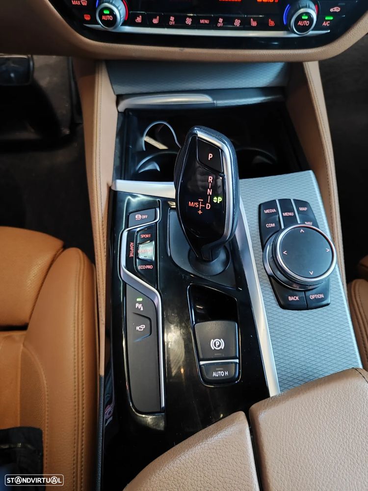 BMW 520 d Pack M Auto - 37